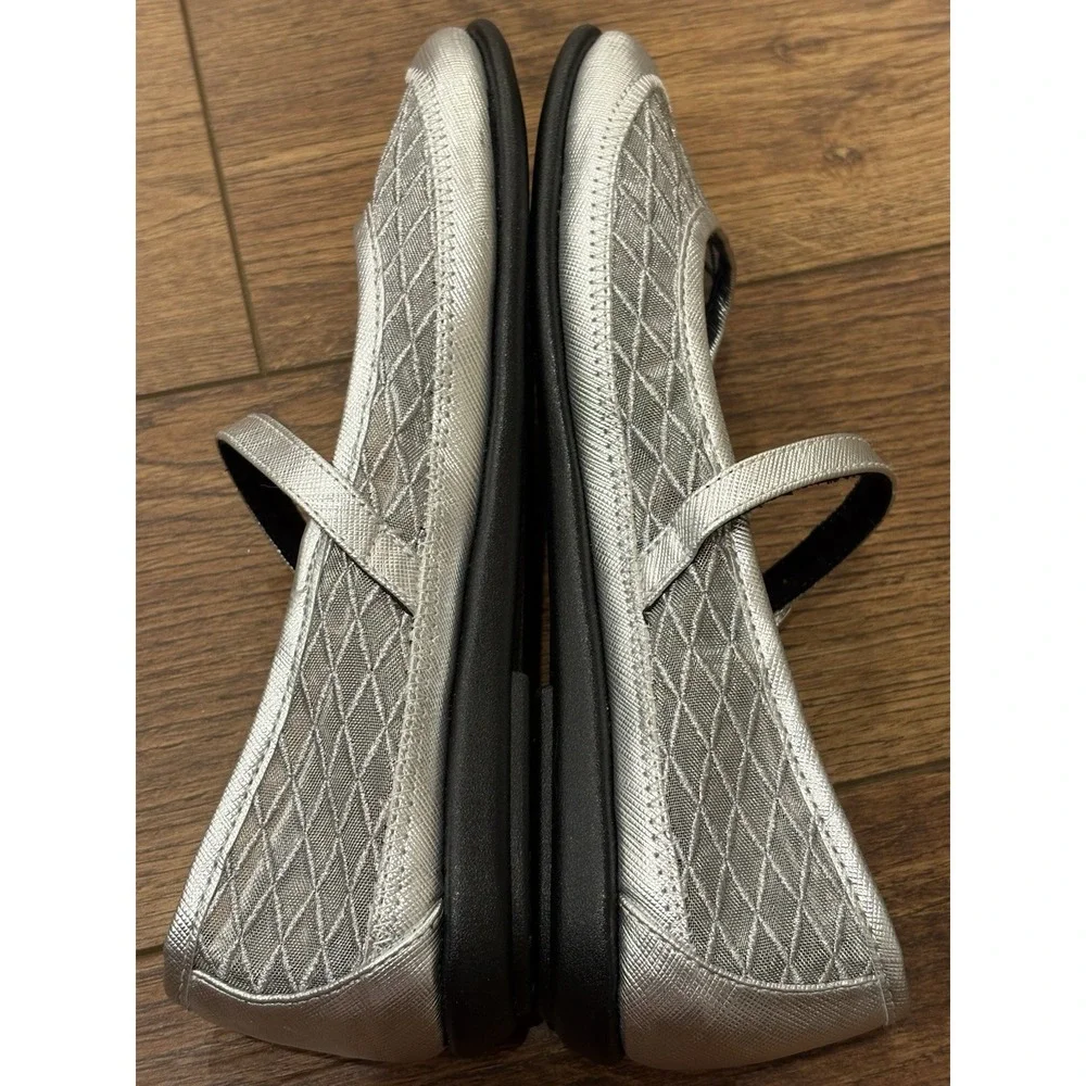Woman's Ballet Flats Aerosoles Baylee Mary Jane Flat Silver Mesh Metallic Shoes